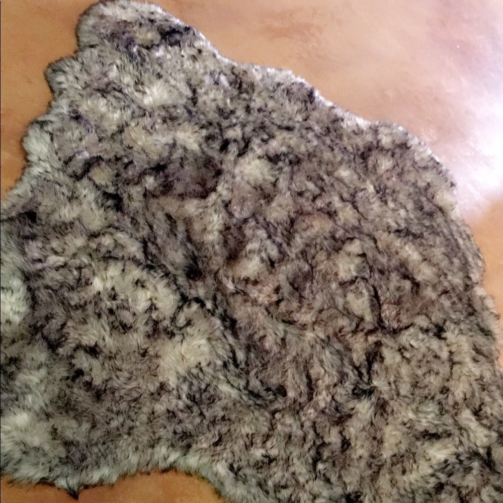Rug FAUX LAMBSKIN RUG
